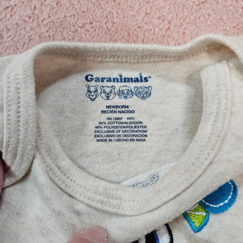 Garanimals Puppy Dog Bodysuit Size Newborn Beige Cotton Blend *Fits like 0-3 Mon